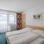 Haus Voglreiter - Inkl Sommerkarte, Zentrale Und Ruhige Lage, Garten Mit Spielplatz * Kaprun