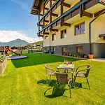 Haus Voglreiter - Inkl Sommerkarte, Zentrale Und Ruhige Lage, Garten Mit Spielplatz * Kaprun