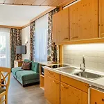 Haus Voglreiter - Inkl Sommerkarte, Zentrale Und Ruhige Lage, Garten Mit Spielplatz Διαμέρισμα Kaprun