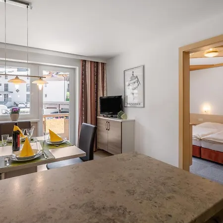 Haus Voglreiter - Inkl Sommerkarte, Zentrale Und Ruhige Lage, Garten Mit Spielplatz Apartmán *