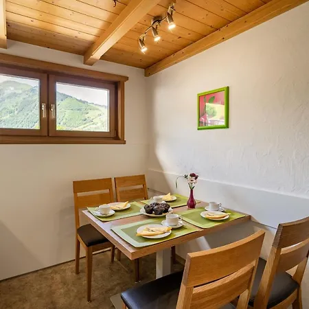 Apartmán Haus Voglreiter - Inkl Sommerkarte, Zentrale Und Ruhige Lage, Garten Mit Spielplatz Kaprun