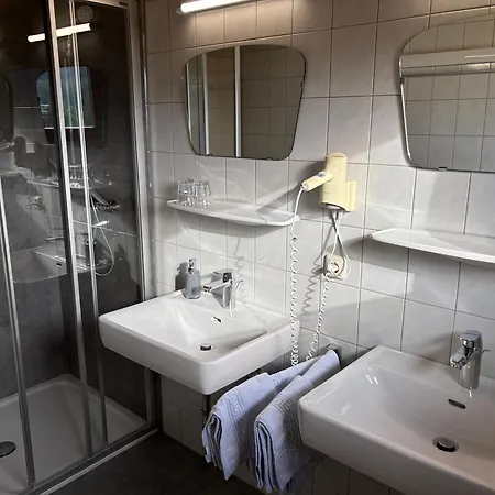 Appartement Haus Voglreiter - Inkl Sommerkarte, Zentrale Und Ruhige Lage, Garten Mit Spielplatz Kaprun