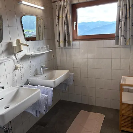 Haus Voglreiter - Inkl Sommerkarte, Zentrale Und Ruhige Lage, Garten Mit Spielplatz Apartmán