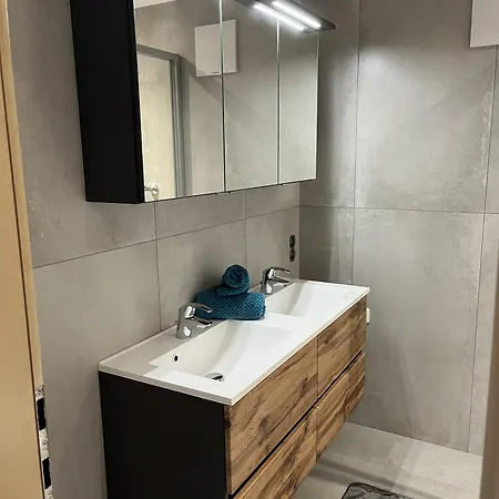 Haus Voglreiter - Inkl Sommerkarte, Zentrale Und Ruhige Lage, Garten Mit Spielplatz Appartement Kaprun