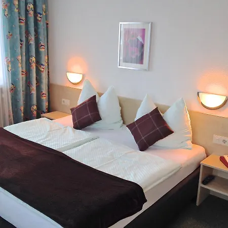 Haus Voglreiter - Inkl Sommerkarte, Zentrale Und Ruhige Lage, Garten Mit Spielplatz