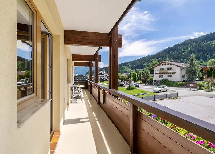 Haus Voglreiter - Inkl Sommerkarte, Zentrale Und Ruhige Lage, Garten Mit Spielplatz * 卡普伦
