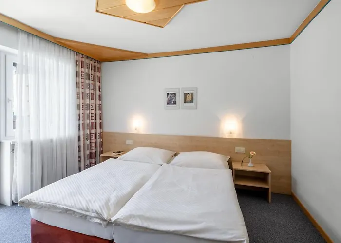 Haus Voglreiter - Inkl Sommerkarte, Zentrale Und Ruhige Lage, Garten Mit Spielplatz Kaprun